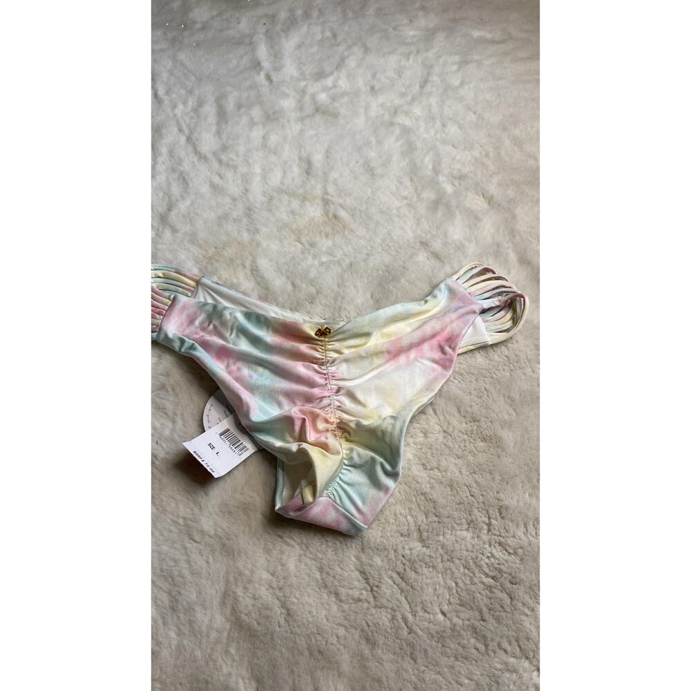 PQ Swim Isla tie-dye effect ruched bikini bottoms - Picture 3 of 9